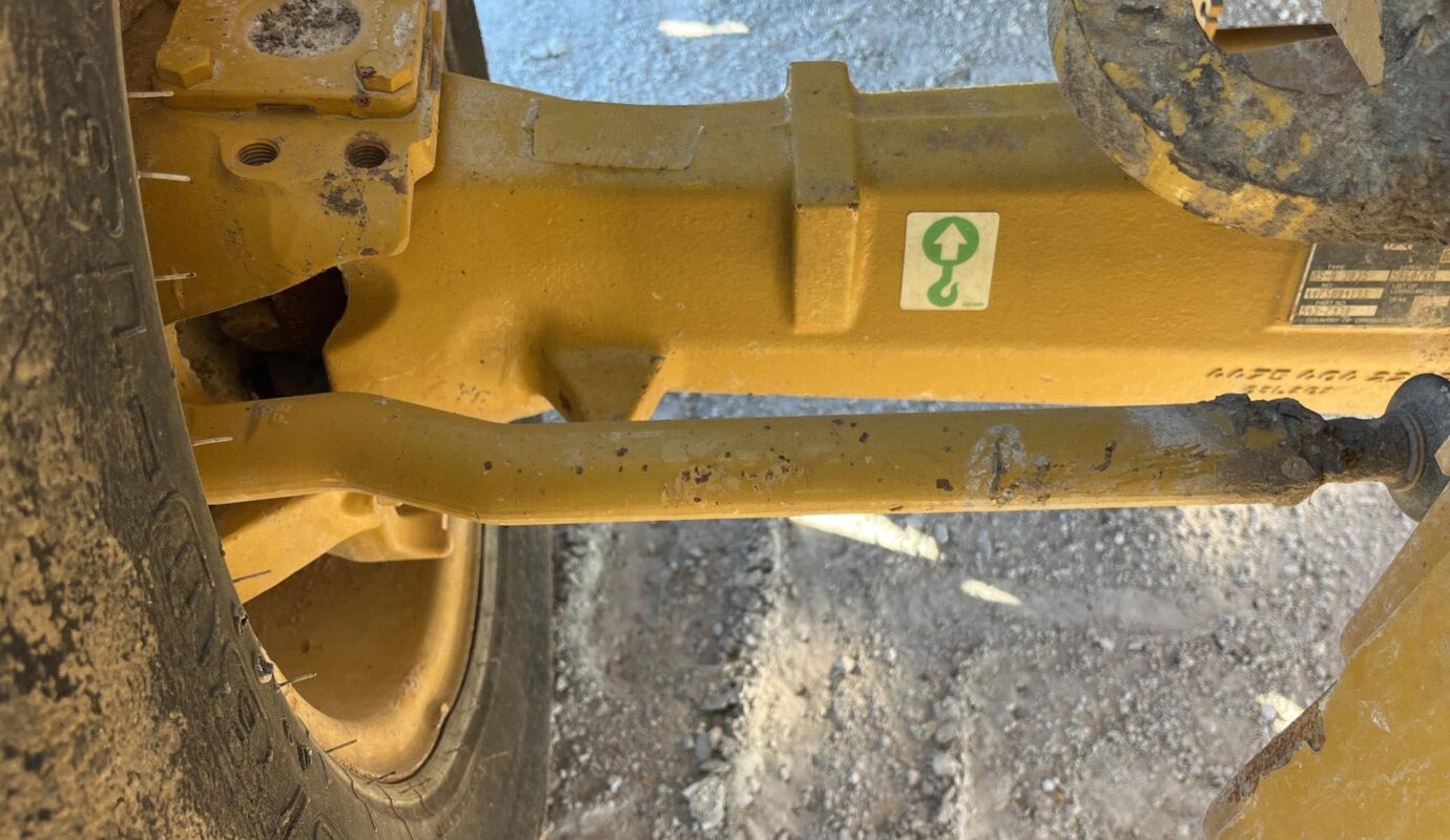 $24,500 – 2021 Cat 420 XE 4×4 Backhoe Loader