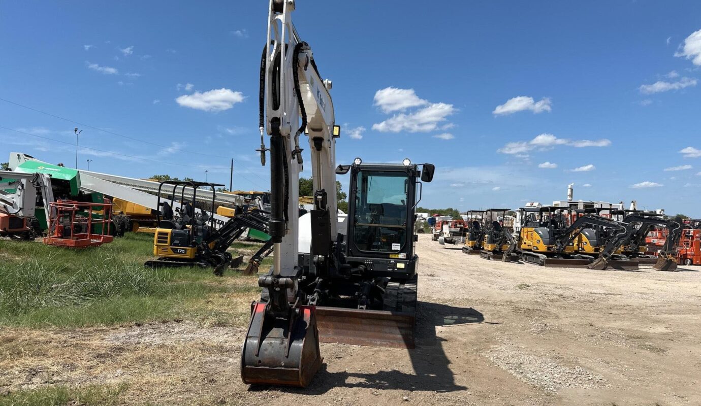 $29,000 – 2021 Bobcat E85 Mini Excavator