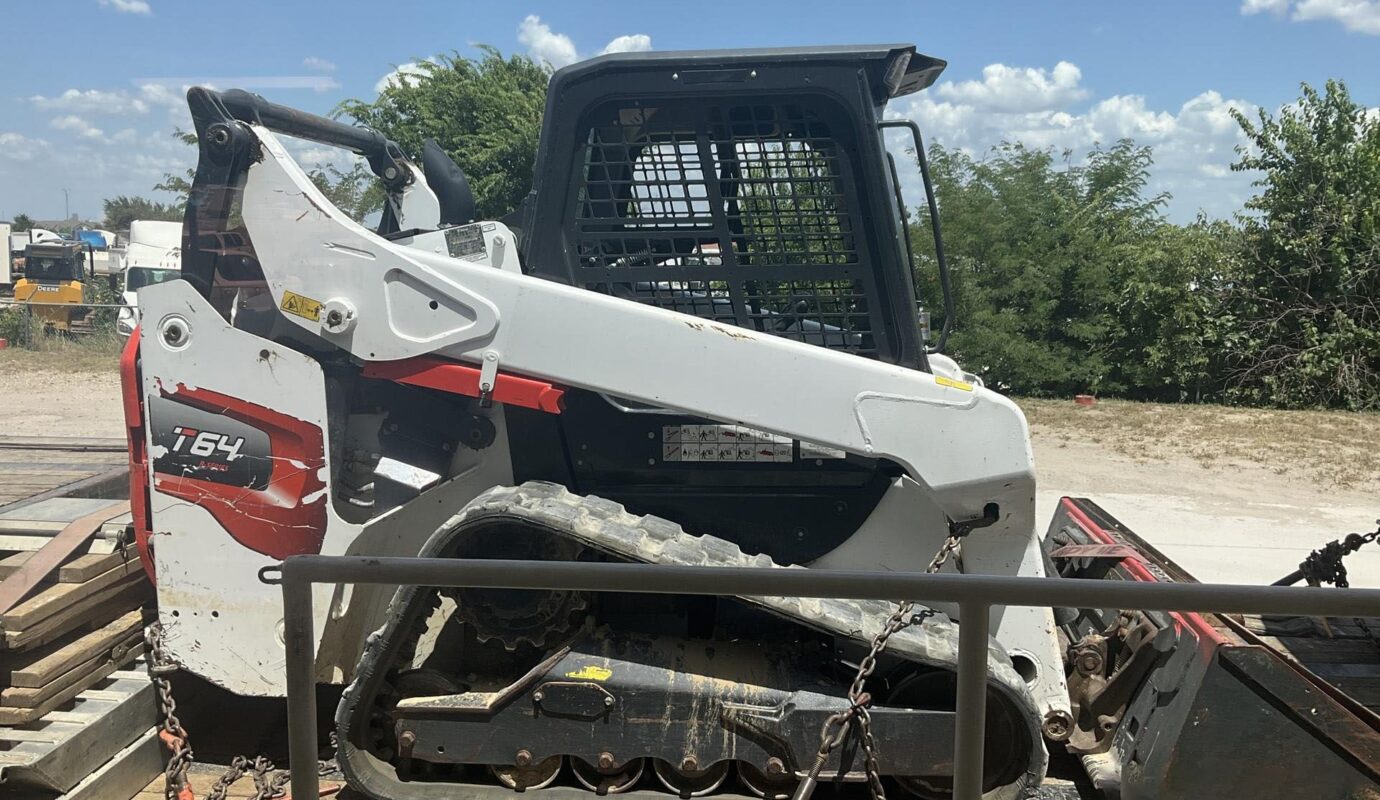 $12,900 – 2021 Bobcat T64 Compact Track Loader