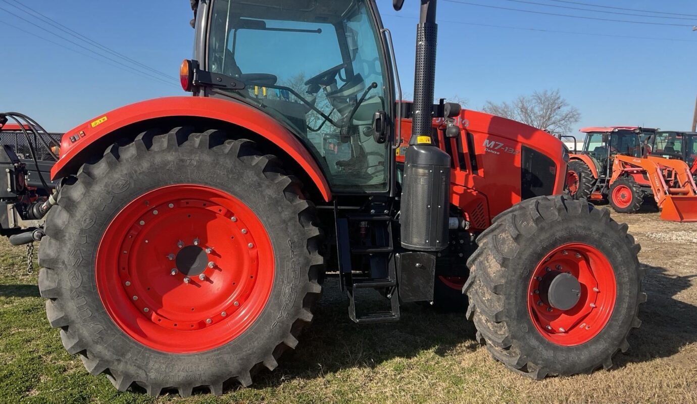 $52,000 – 2021 Kubota M7-132D 4WD Tractor