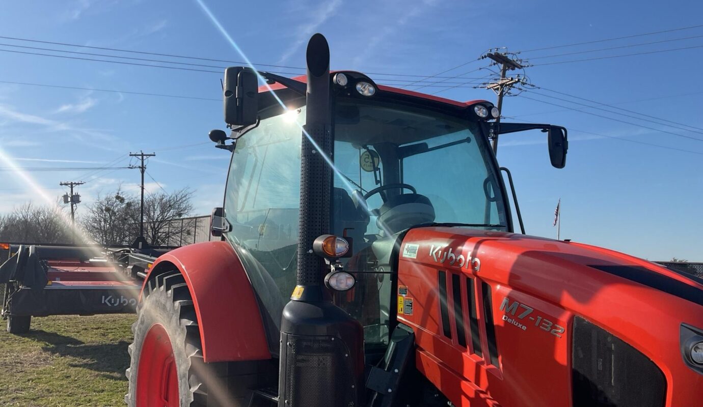 $52,000 – 2021 Kubota M7-132D 4WD Tractor