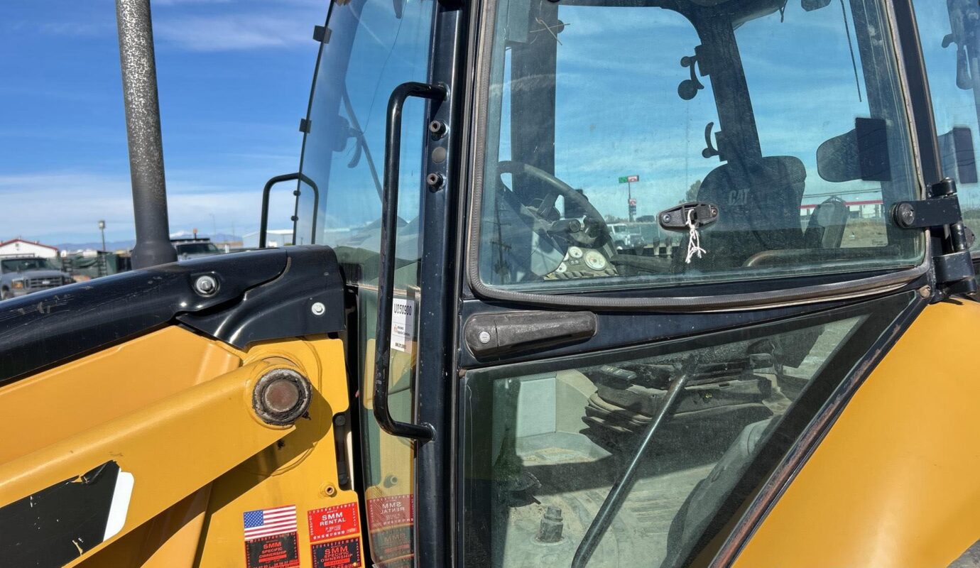 $13,600 – 2008 Cat 420E 4×4 Backhoe Loader