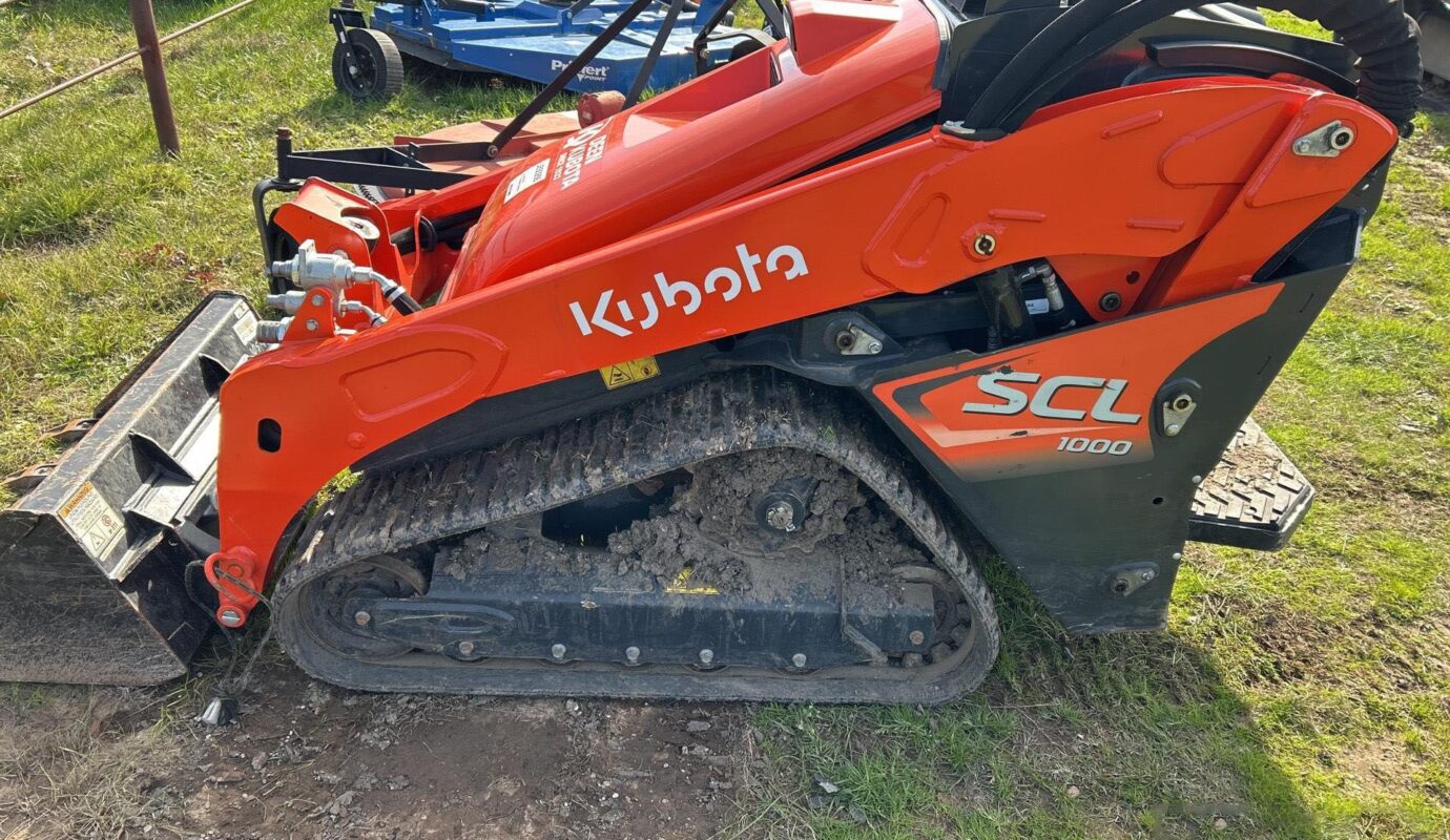 $12,000 – 2024 Kubota SCL1000 Compact Track Loader