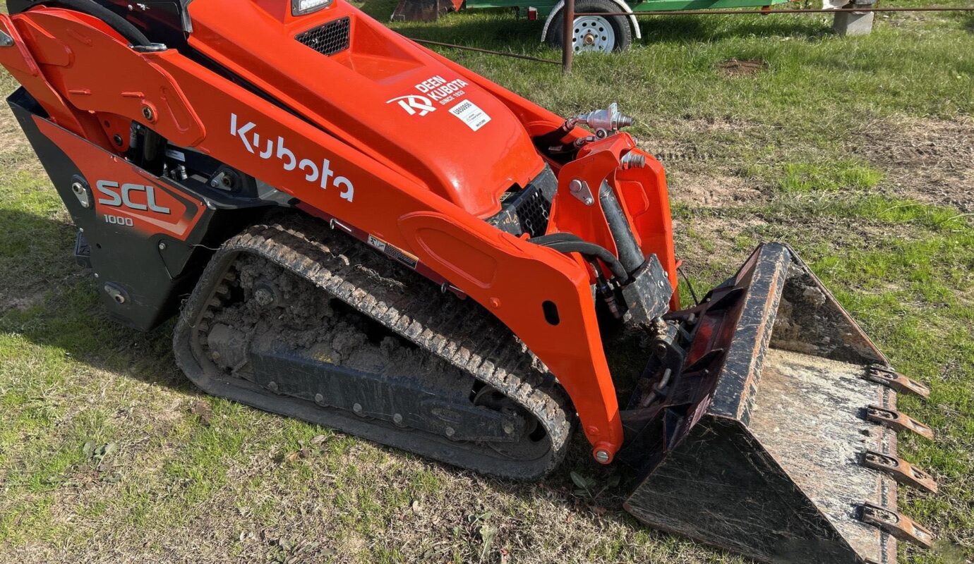 $12,000 – 2024 Kubota SCL1000 Compact Track Loader