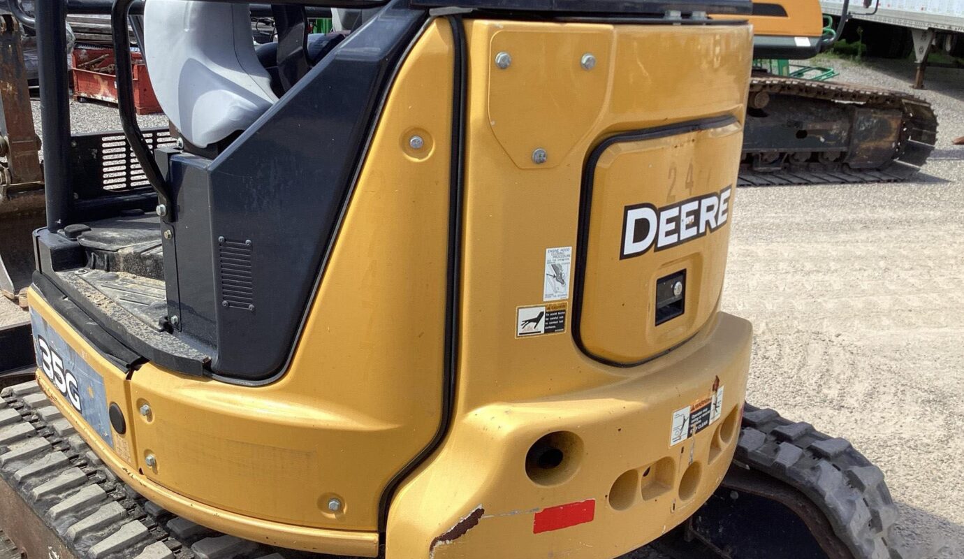 $13,300 – 2020 John Deere 35G Mini Excavator