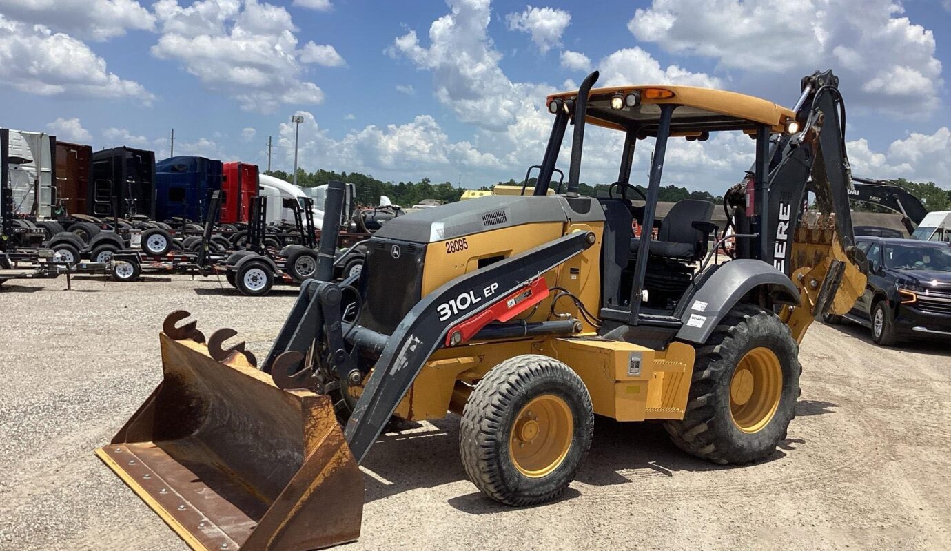 $17,500 – 2020 John Deere 310EL 4×2 Backhoe Loader