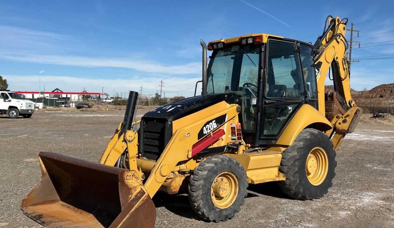 $13,600 – 2008 Cat 420E 4×4 Backhoe Loader