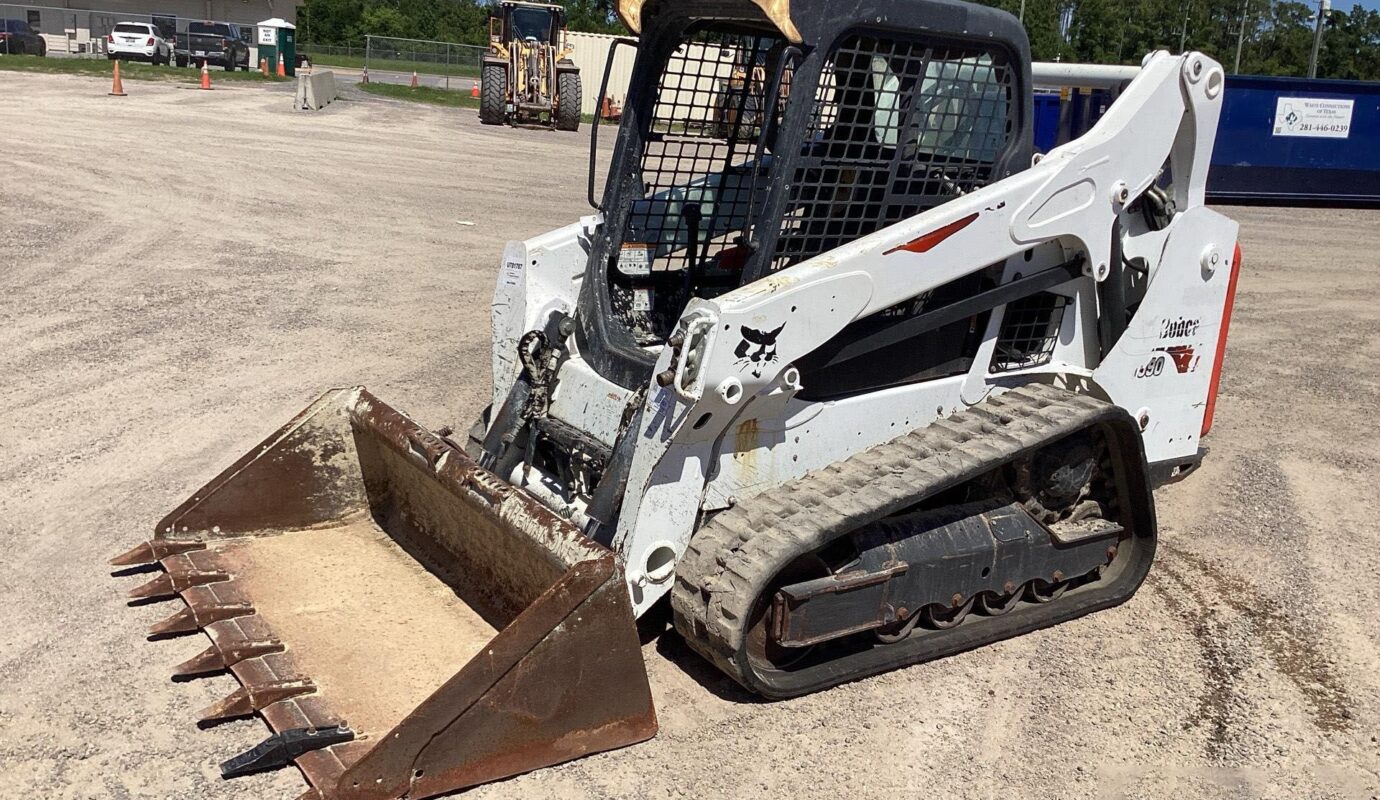 $13,000 – 2020 Bobcat T590 Compact Track Loader