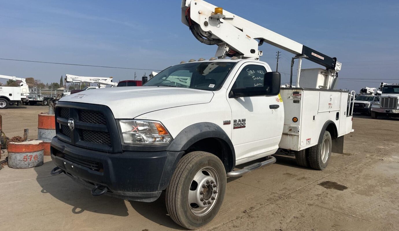 $13,900 – 2009 Terex Hi-Ranger NT-29 29 ft on 2017 Ram 5500 Heavy Duty 4×4 Bucket Truck