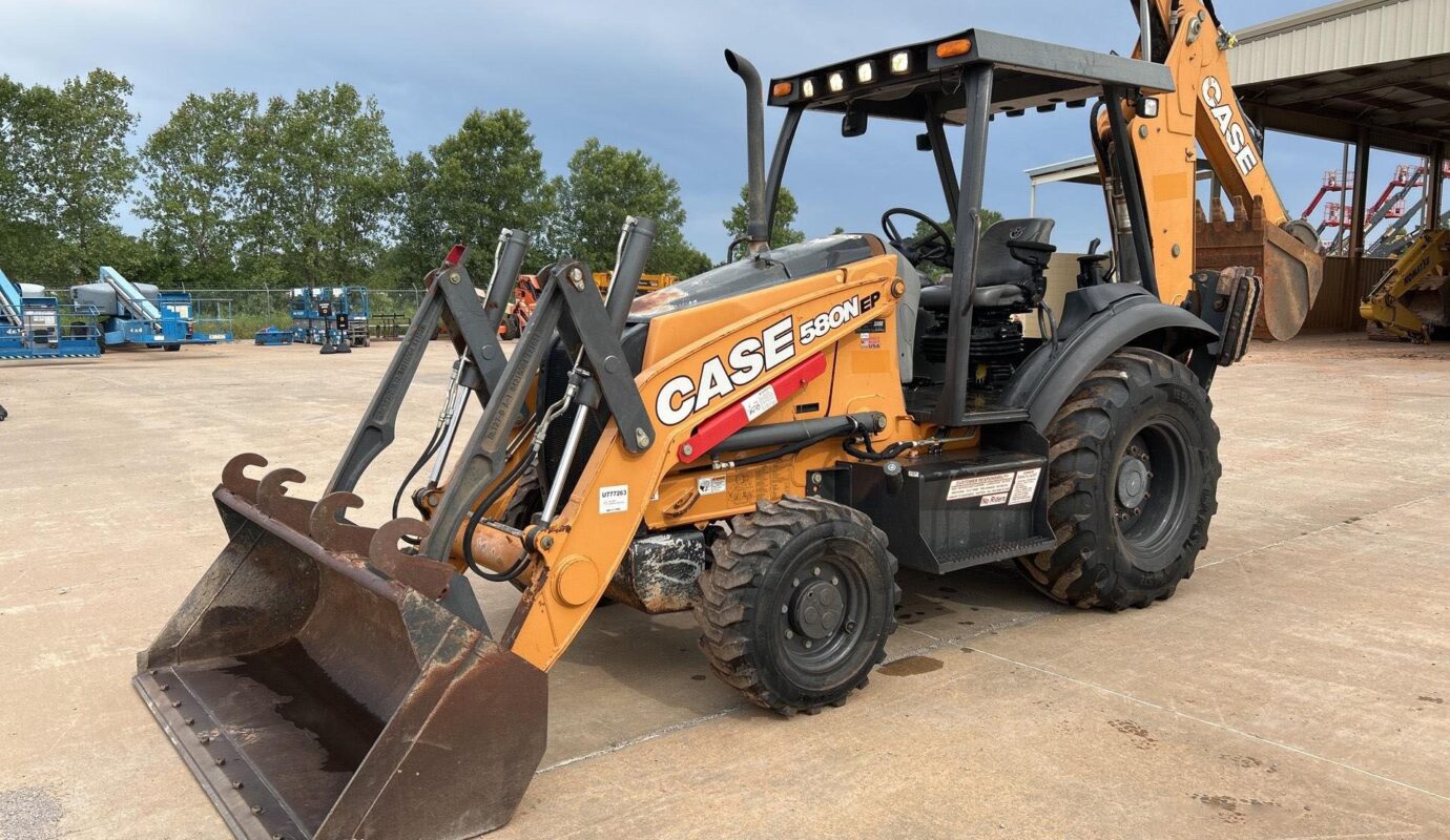 $14,900 – 2019 Case 580N EP 4×4 Backhoe Loader