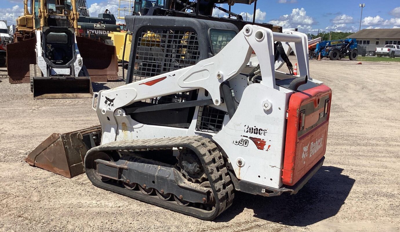 $13,000 – 2020 Bobcat T590 Compact Track Loader