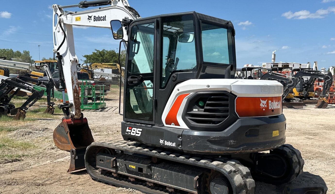 $29,000 – 2021 Bobcat E85 Mini Excavator