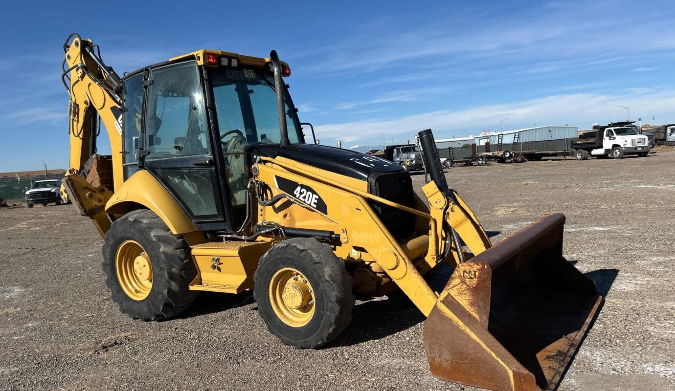 $13,600 – 2008 Cat 420E 4×4 Backhoe Loader