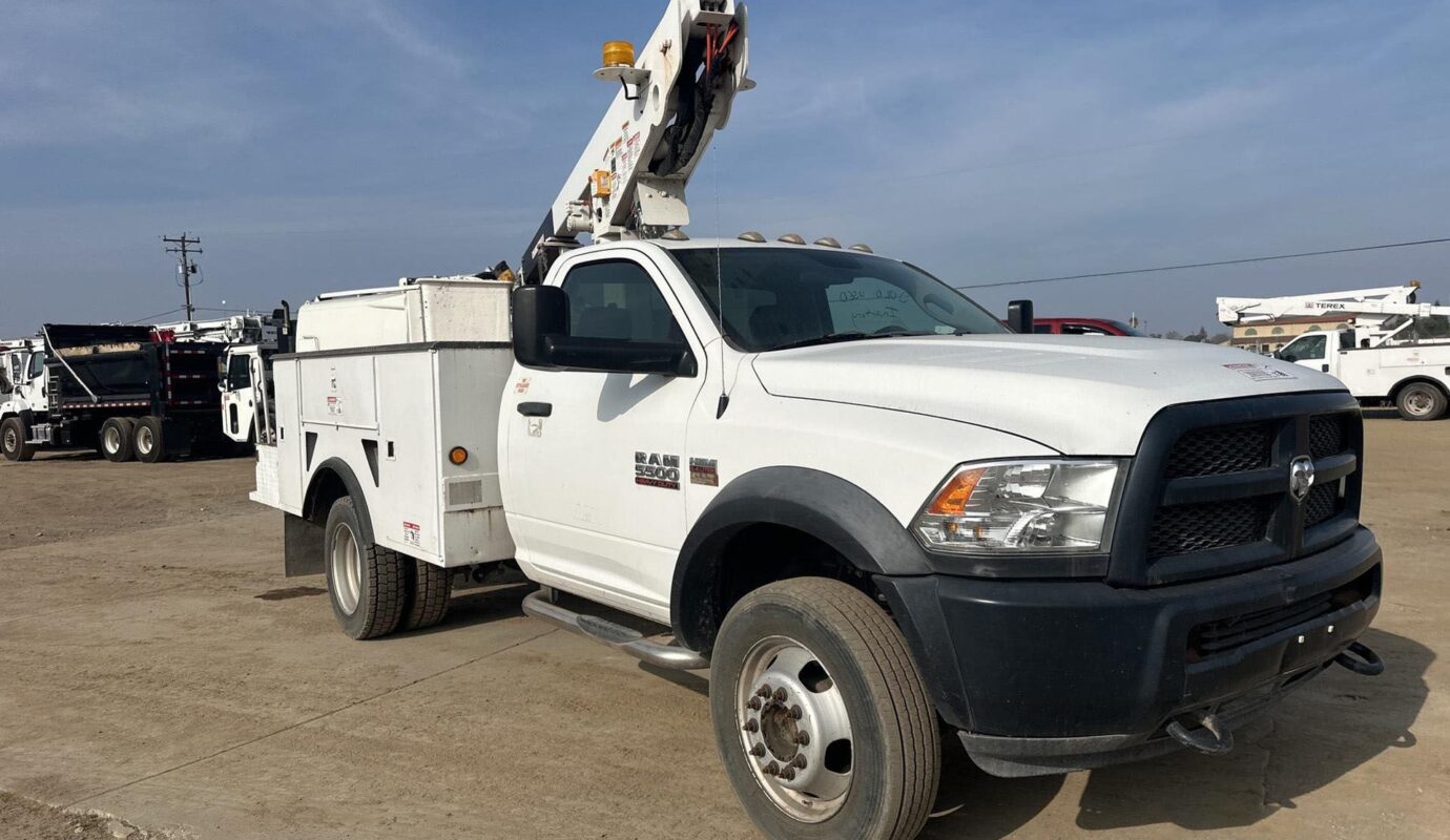 $13,900 – 2009 Terex Hi-Ranger NT-29 29 ft on 2017 Ram 5500 Heavy Duty 4×4 Bucket Truck