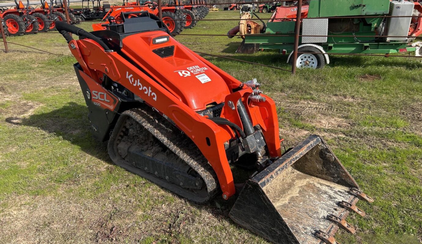 $12,000 – 2024 Kubota SCL1000 Compact Track Loader