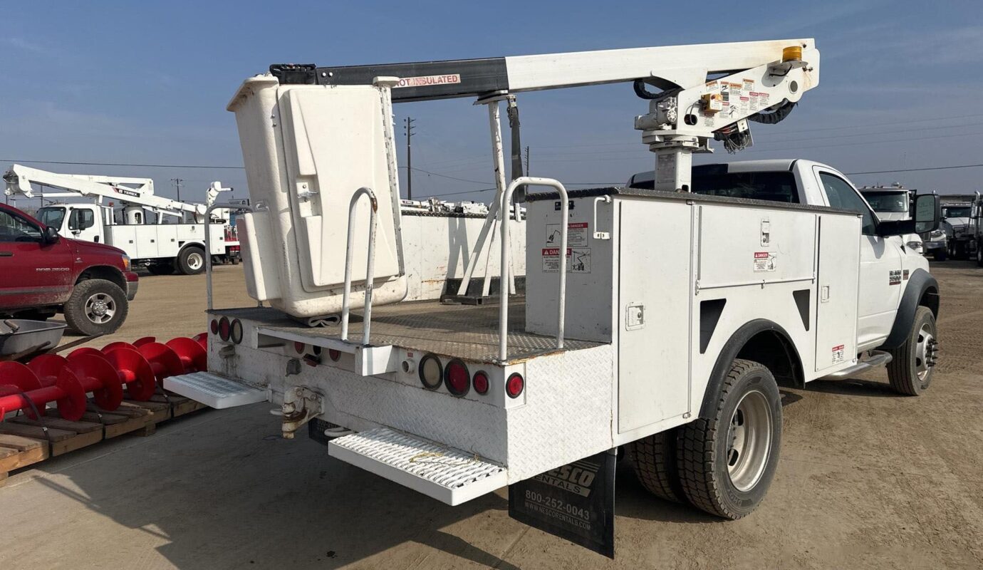 $13,900 – 2009 Terex Hi-Ranger NT-29 29 ft on 2017 Ram 5500 Heavy Duty 4×4 Bucket Truck