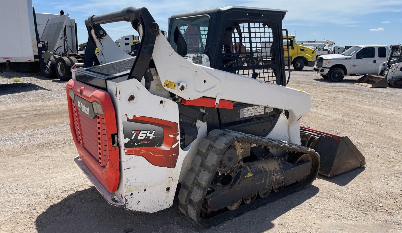 $12,900 – 2021 Bobcat T64 Compact Track Loader