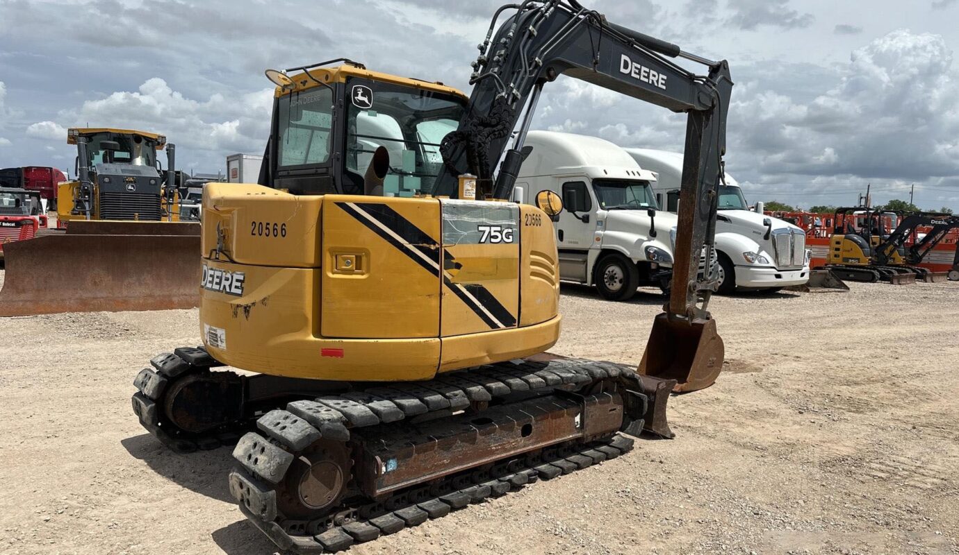 $26,100 – 2018 John Deere 75G Mini Excavator