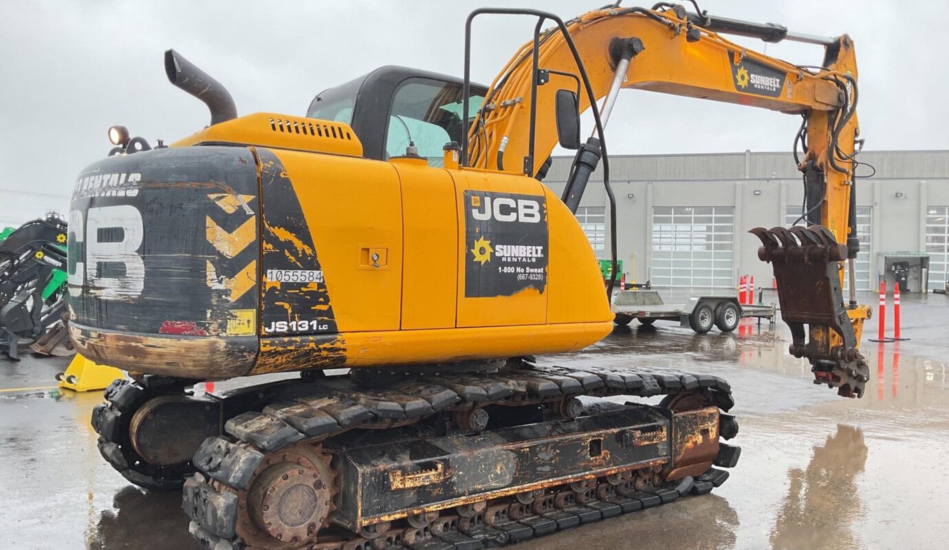 $22,000 – 2017 JCB JS131LC Tracked Excavator