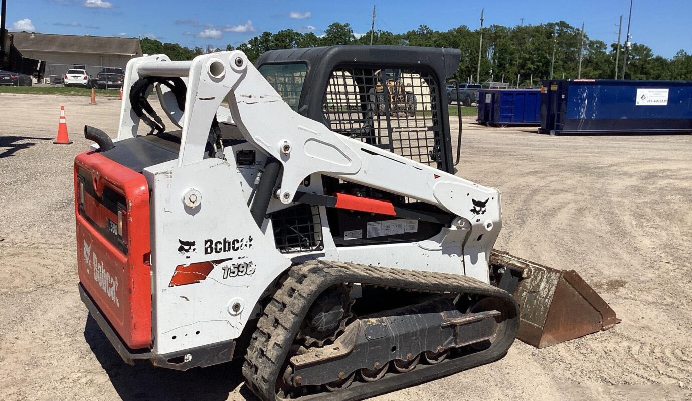 $13,000 – 2020 Bobcat T590 Compact Track Loader