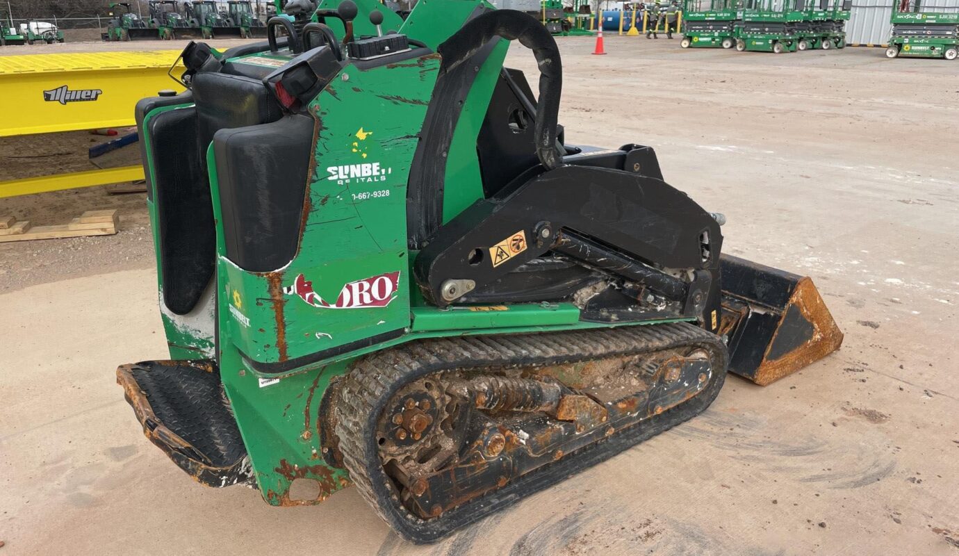 $8,600 – 2019 Toro Dingo TX1000 Mini Compact Track Loader