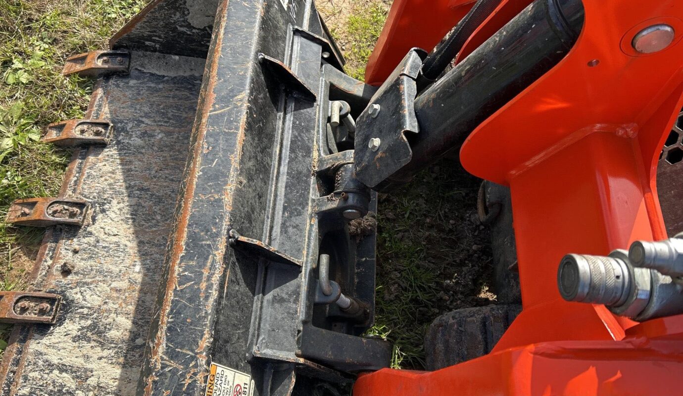 $12,000 – 2024 Kubota SCL1000 Compact Track Loader