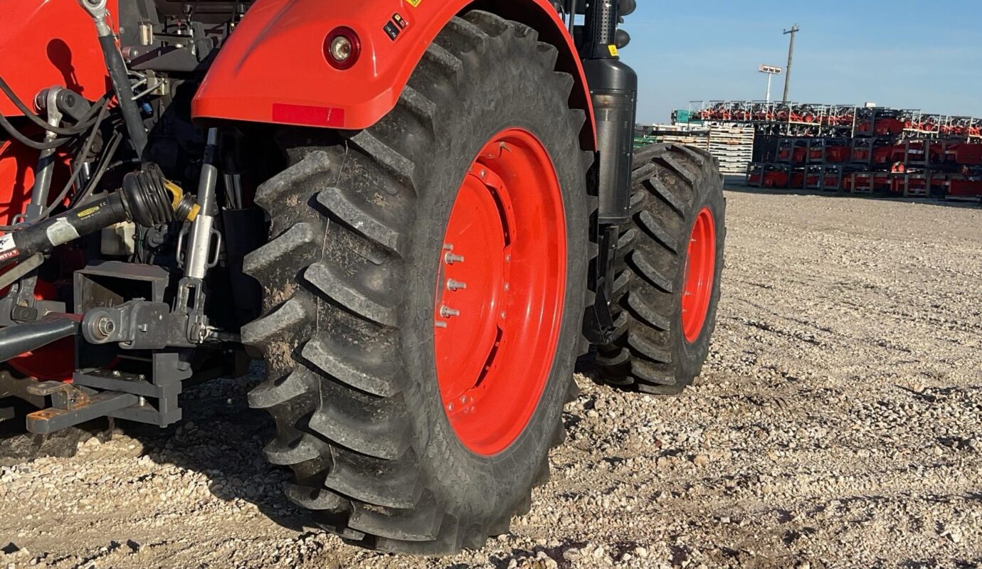 $52,000 – 2021 Kubota M7-132D 4WD Tractor