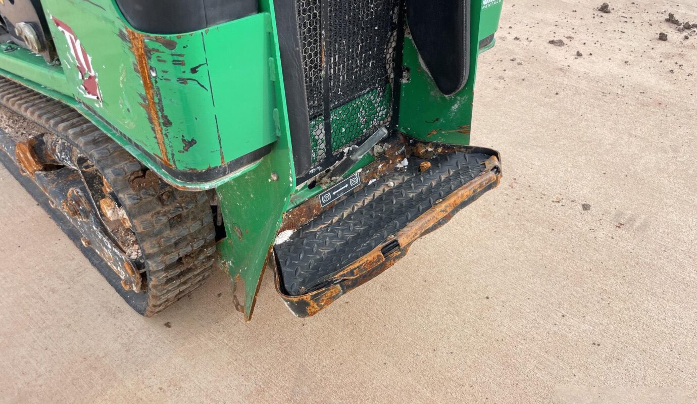 $8,600 – 2019 Toro Dingo TX1000 Mini Compact Track Loader