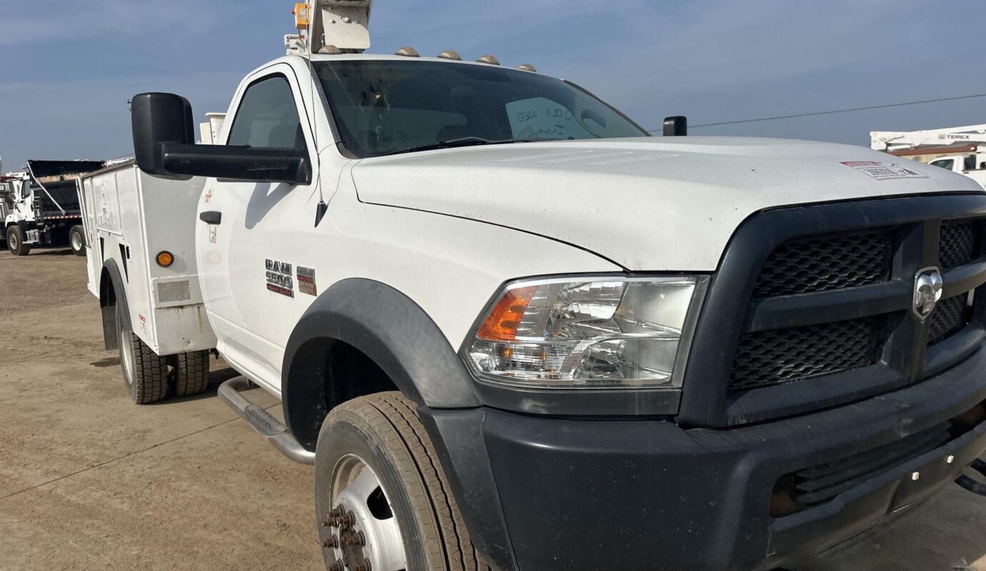 $13,900 – 2009 Terex Hi-Ranger NT-29 29 ft on 2017 Ram 5500 Heavy Duty 4×4 Bucket Truck