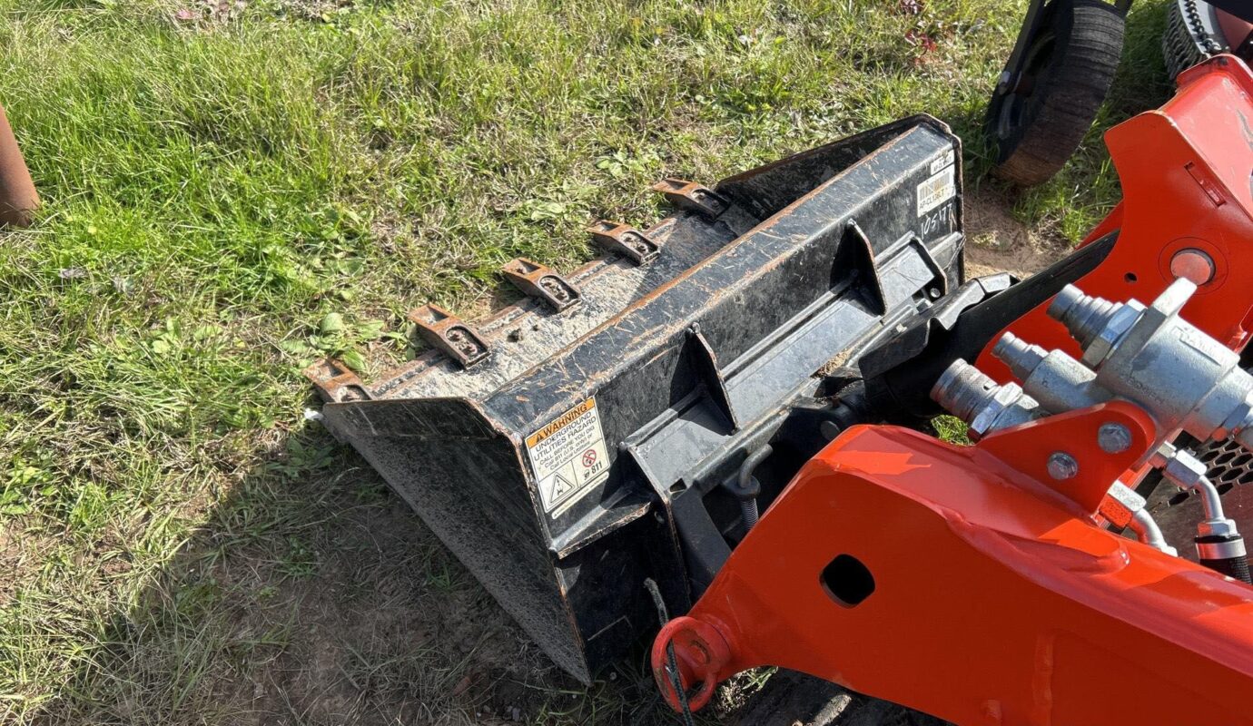 $12,000 – 2024 Kubota SCL1000 Compact Track Loader