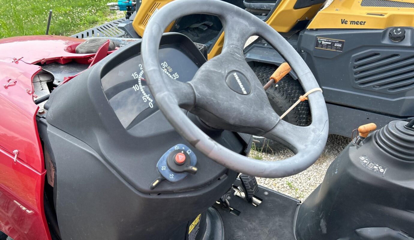 $9,000 – 2017 Yanmar SA24 4WD Utility Tractor