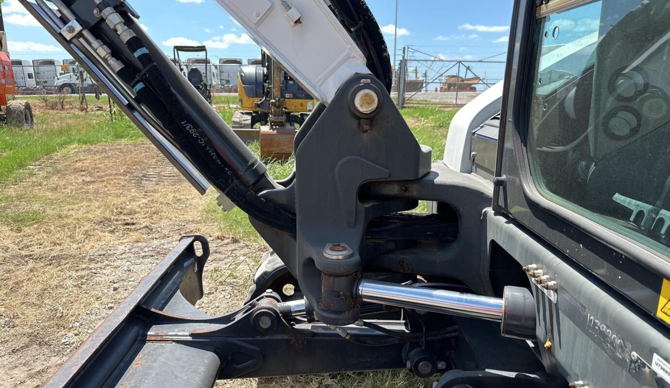 $29,000 – 2021 Bobcat E85 Mini Excavator