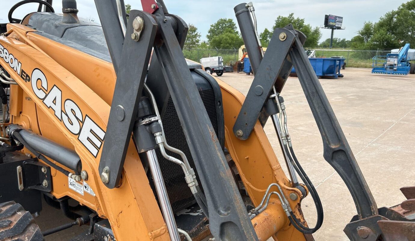 $14,900 – 2019 Case 580N EP 4×4 Backhoe Loader