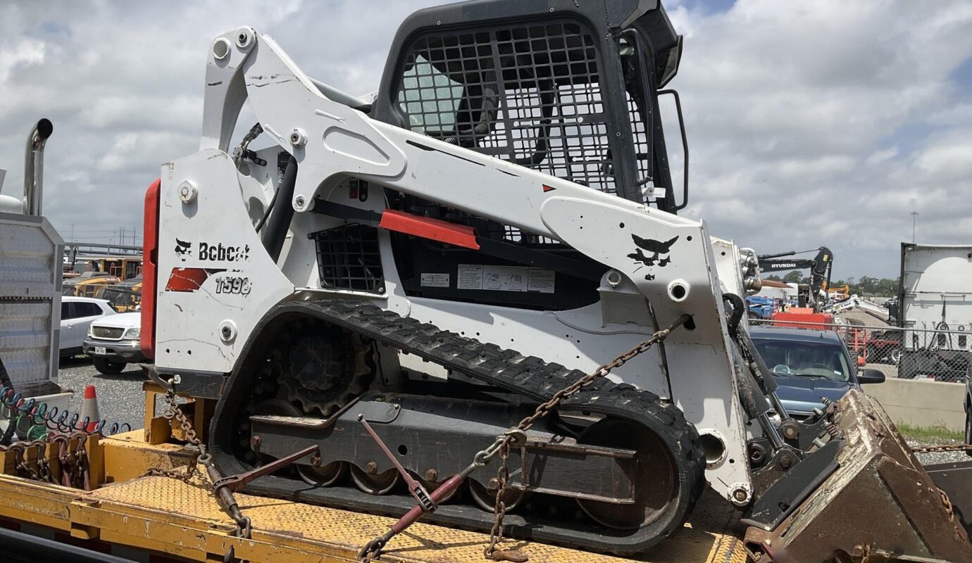 $13,000 – 2020 Bobcat T590 Compact Track Loader