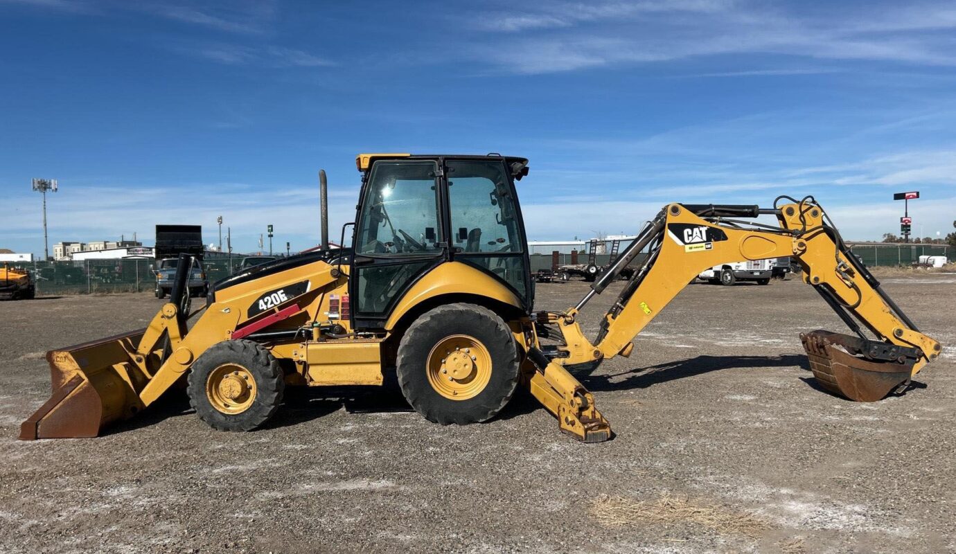 $13,600 – 2008 Cat 420E 4×4 Backhoe Loader