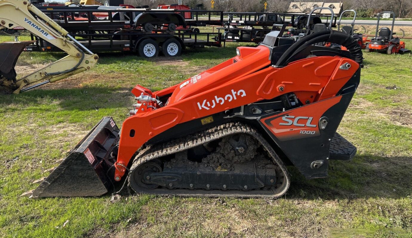 $12,000 – 2024 Kubota SCL1000 Compact Track Loader