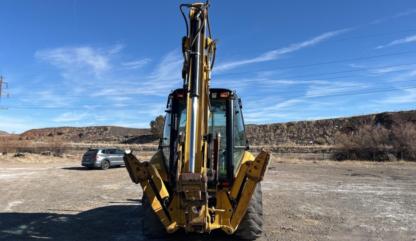 $13,600 – 2008 Cat 420E 4×4 Backhoe Loader